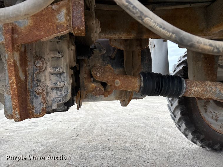 image for item DW7362 2015 RBR Vector 300 spreader