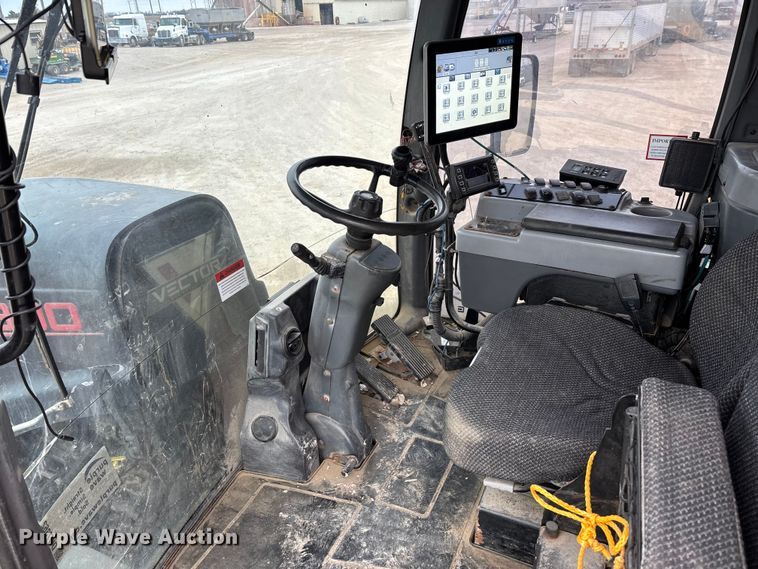 image for item DW7362 2015 RBR Vector 300 spreader