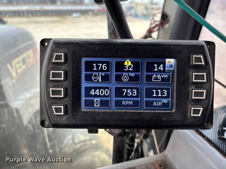 image for item DW7362 2015 RBR Vector 300 spreader