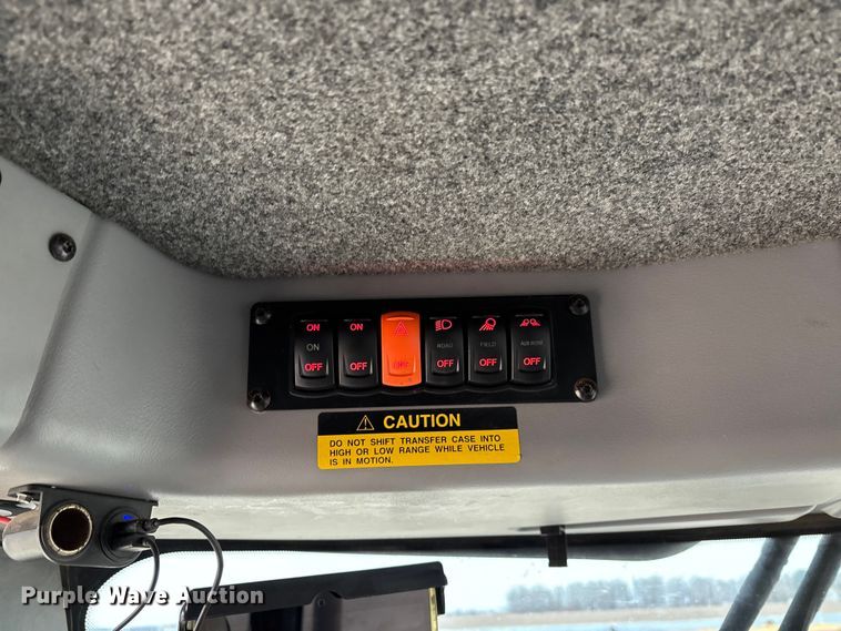 image for item DW7362 2015 RBR Vector 300 spreader