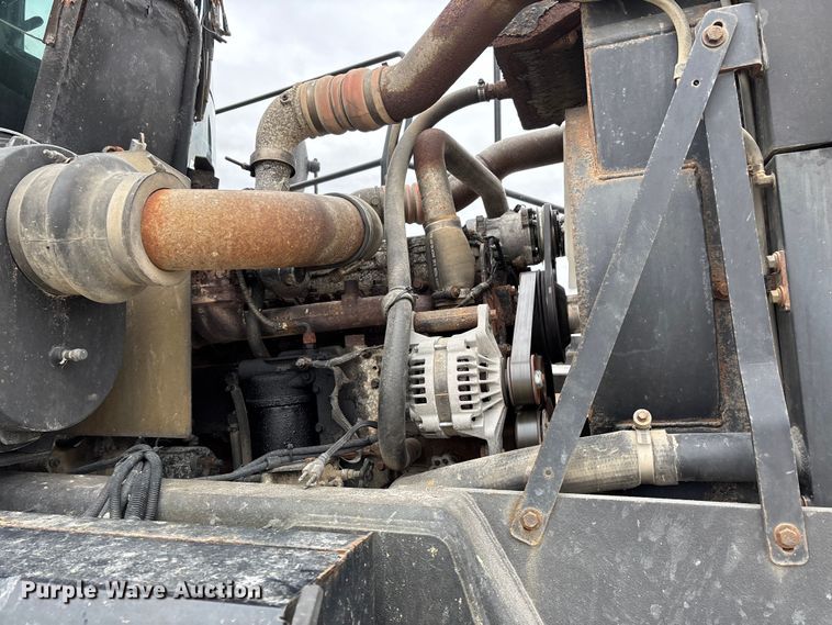 image for item DW7362 2015 RBR Vector 300 spreader