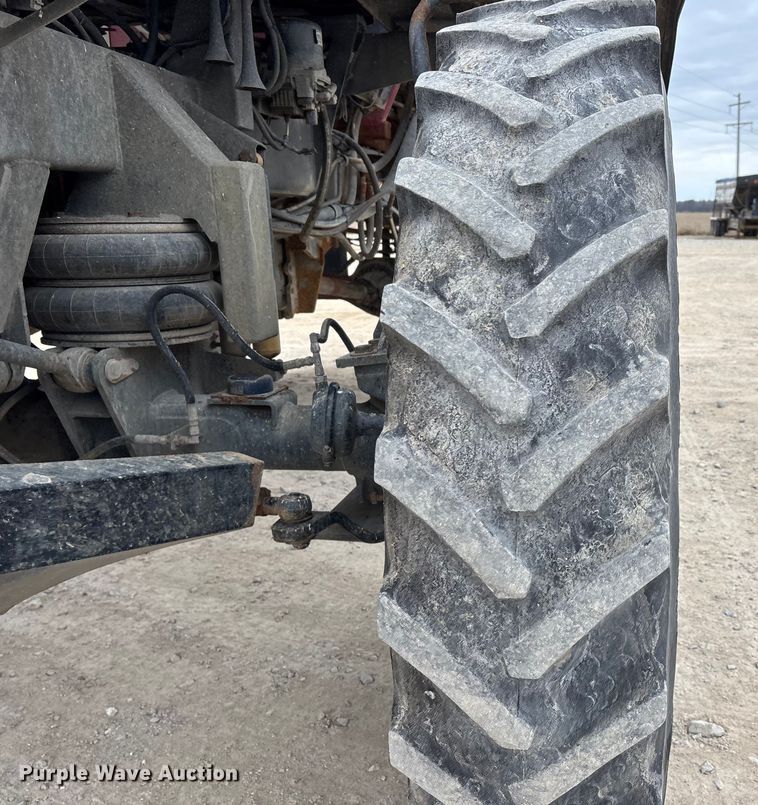 image for item DW7362 2015 RBR Vector 300 spreader