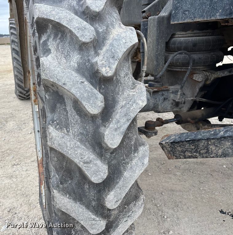 image for item DW7362 2015 RBR Vector 300 spreader