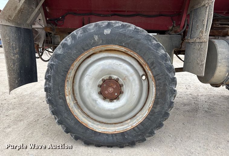 image for item DW7362 2015 RBR Vector 300 spreader