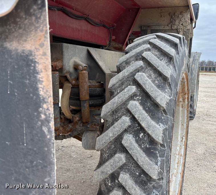 image for item DW7362 2015 RBR Vector 300 spreader