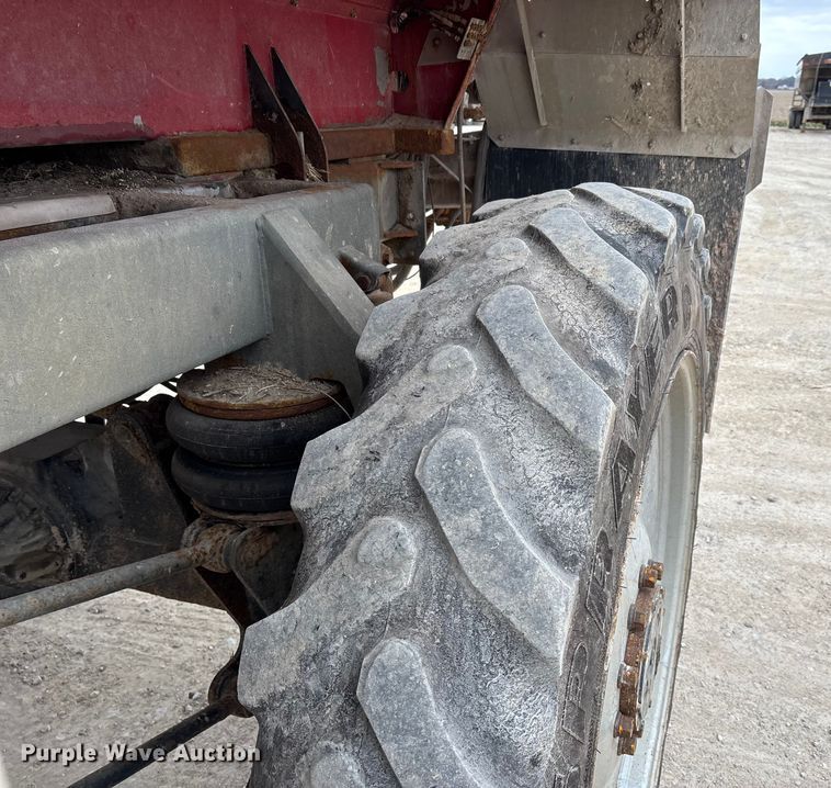 image for item DW7362 2015 RBR Vector 300 spreader