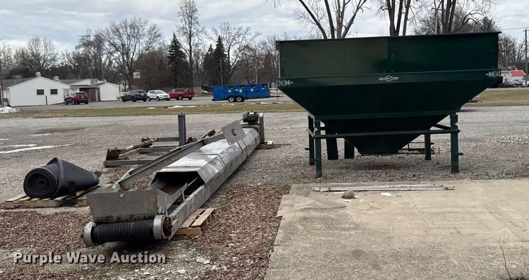 image for item EA2206 Doyle  hopper and conveyor 