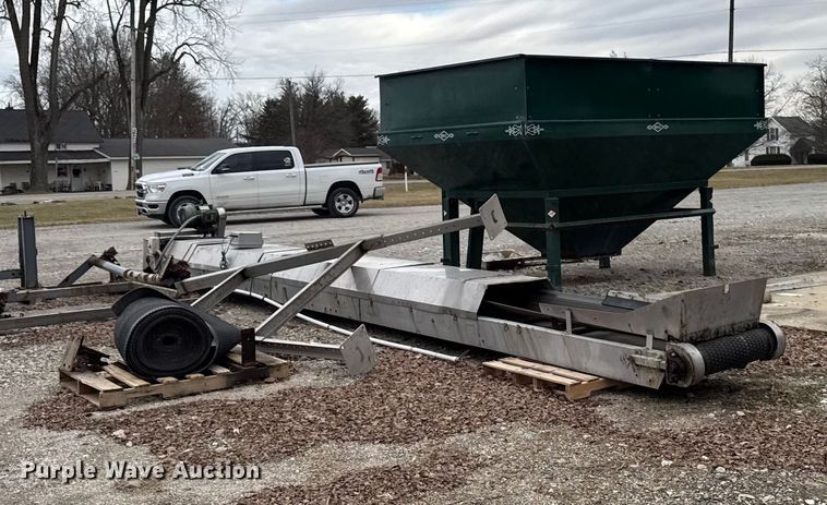 image for item EA2206 Doyle  hopper and conveyor 