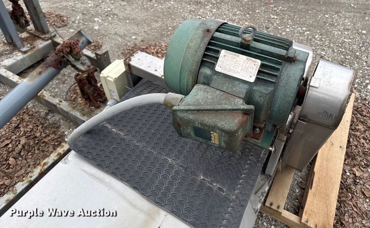 image for item EA2206 Doyle  hopper and conveyor 