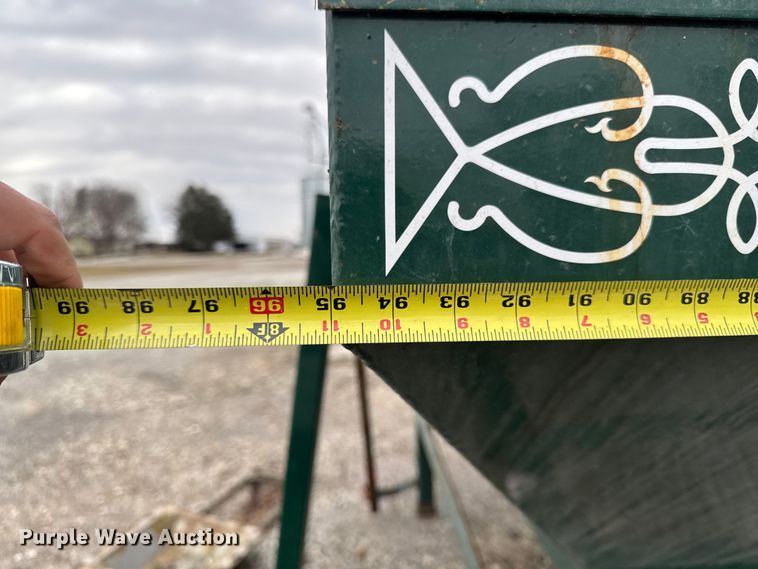 image for item EA2206 Doyle  hopper and conveyor 