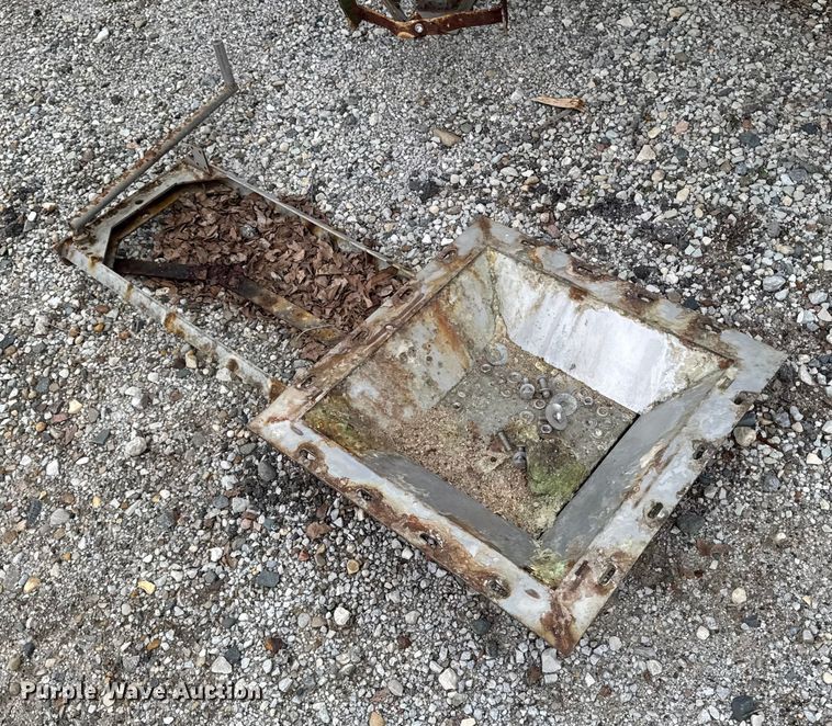 image for item EA2206 Doyle  hopper and conveyor 