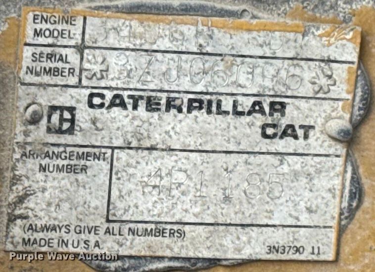 image for item EA2207 1992 International 9400 fertilizer delivery truck