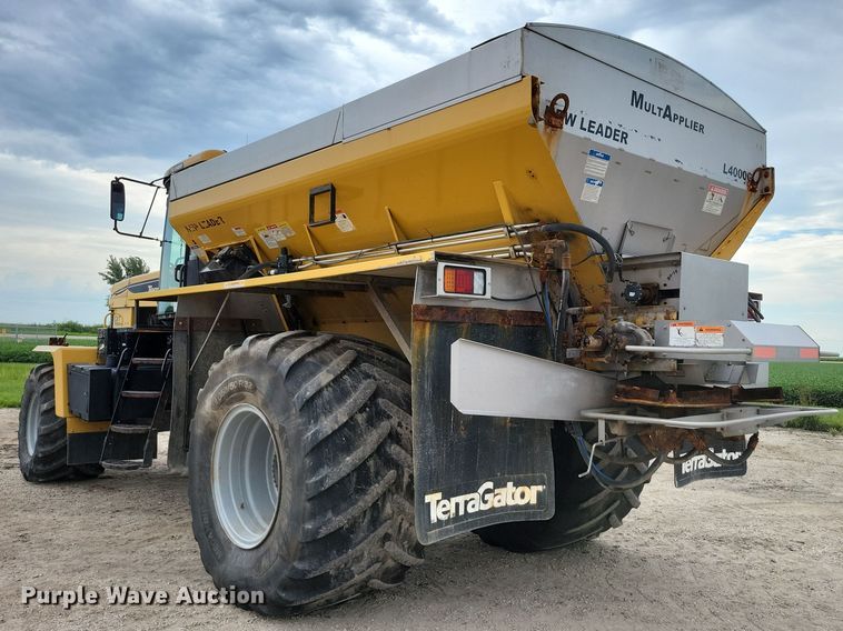 image for item EA2520 2013 TerraGator TG8400 spreader