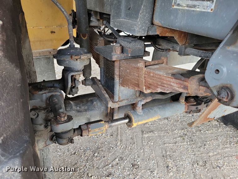 image for item EA2520 2013 TerraGator TG8400 spreader