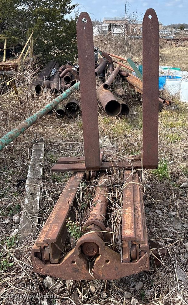 image for item EA7893 4'L forks