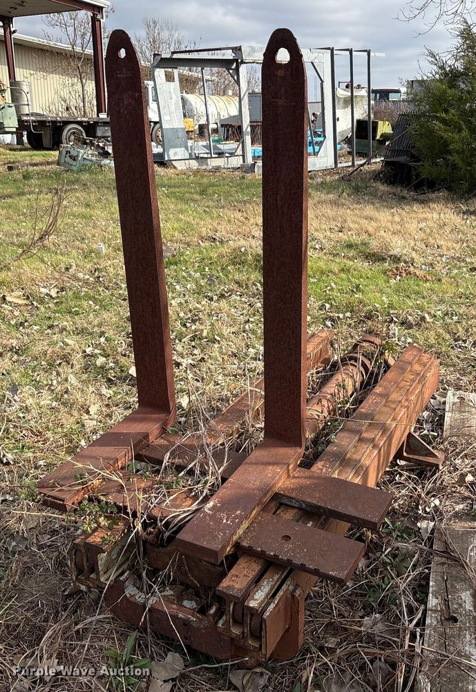 image for item EA7893 4'L forks