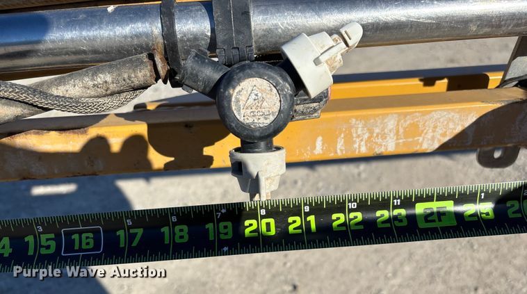 image for item ED2445 2014 RoGator RG900 sprayer