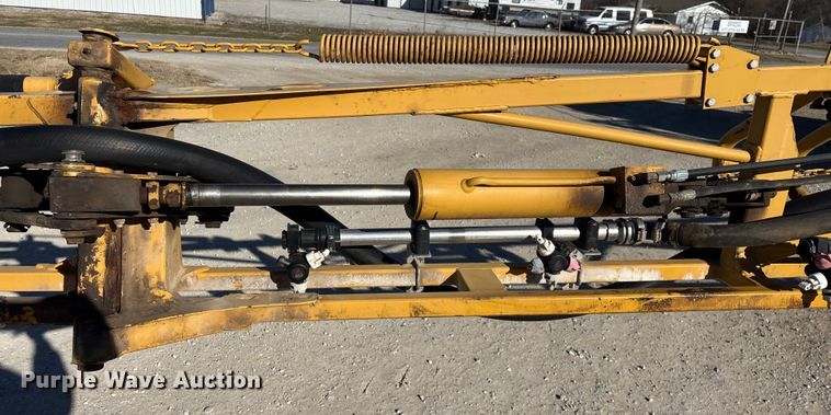 image for item ED2445 2014 RoGator RG900 sprayer