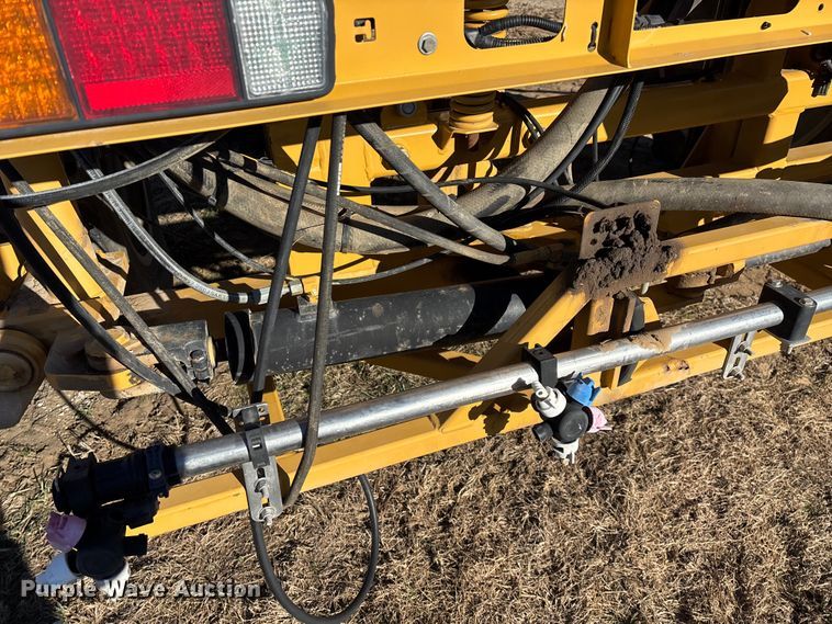 image for item ED2445 2014 RoGator RG900 sprayer