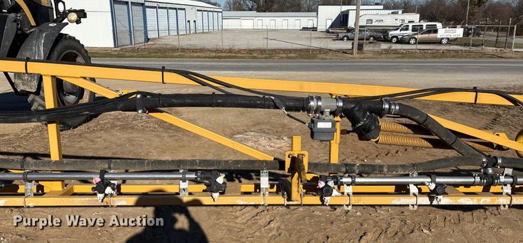 image for item ED2445 2014 RoGator RG900 sprayer