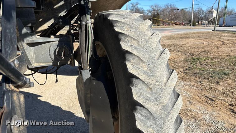 image for item ED2445 2014 RoGator RG900 sprayer