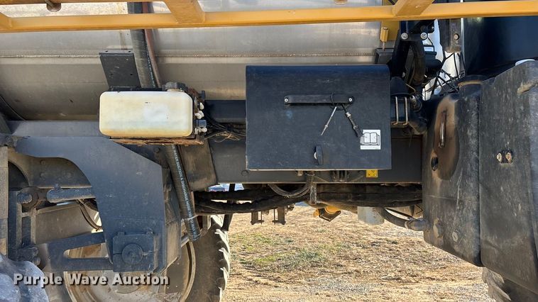 image for item ED2445 2014 RoGator RG900 sprayer