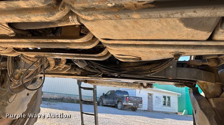 image for item ED2445 2014 RoGator RG900 sprayer