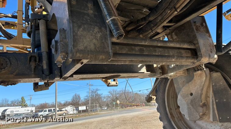 image for item ED2445 2014 RoGator RG900 sprayer