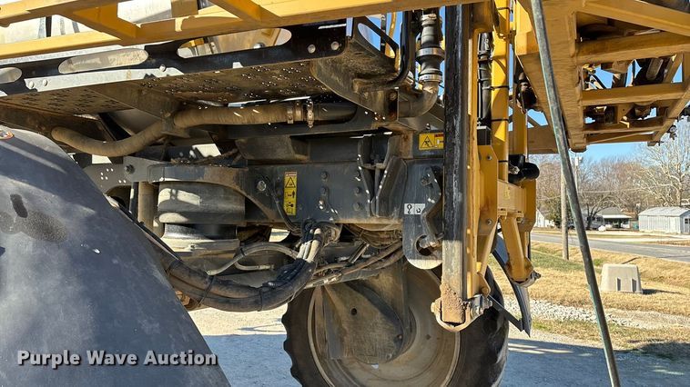 image for item ED2445 2014 RoGator RG900 sprayer