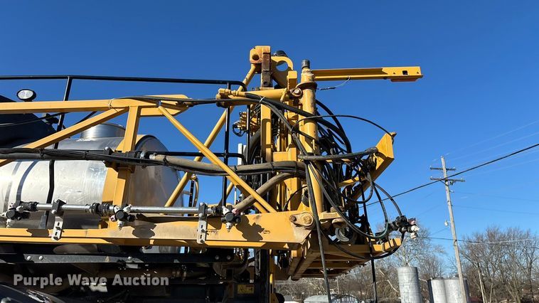 image for item ED2445 2014 RoGator RG900 sprayer