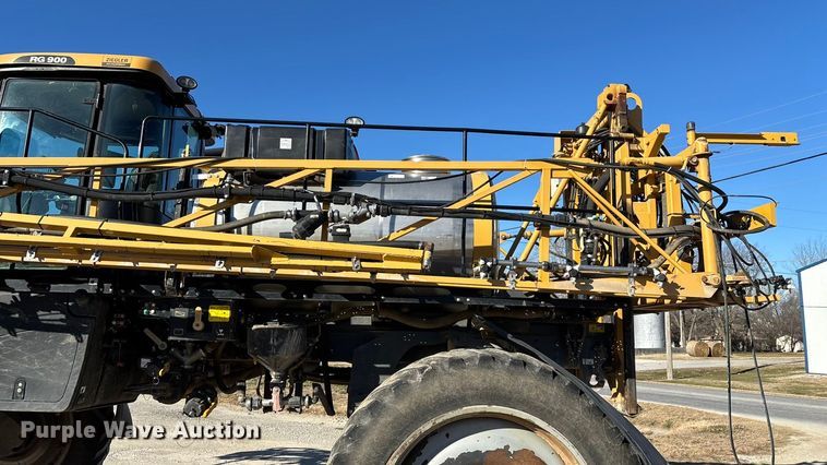 image for item ED2445 2014 RoGator RG900 sprayer