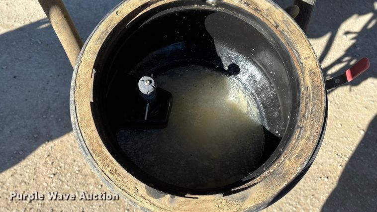 image for item ED2445 2014 RoGator RG900 sprayer