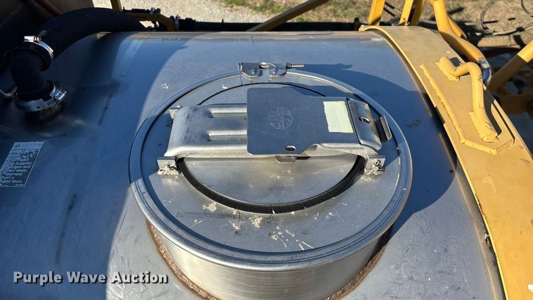 image for item ED2445 2014 RoGator RG900 sprayer