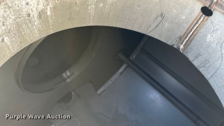 image for item ED2445 2014 RoGator RG900 sprayer