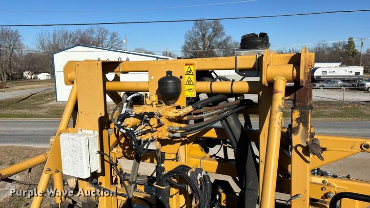 image for item ED2445 2014 RoGator RG900 sprayer