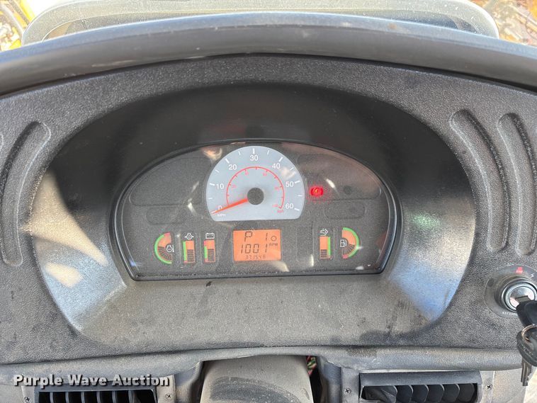 image for item ED2445 2014 RoGator RG900 sprayer