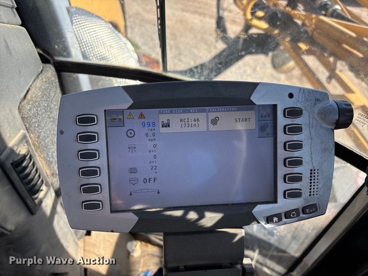 image for item ED2445 2014 RoGator RG900 sprayer