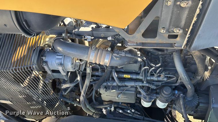 image for item ED2445 2014 RoGator RG900 sprayer