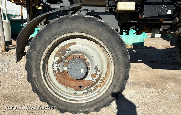 image for item ED2445 2014 RoGator RG900 sprayer