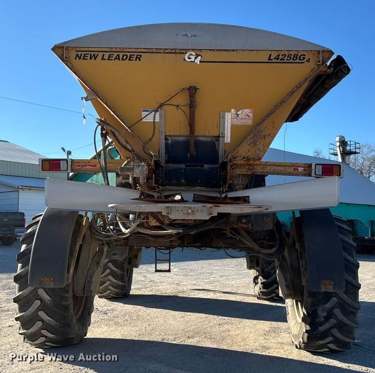 image for item ED2446 2012 RoGator RG1100 spreader