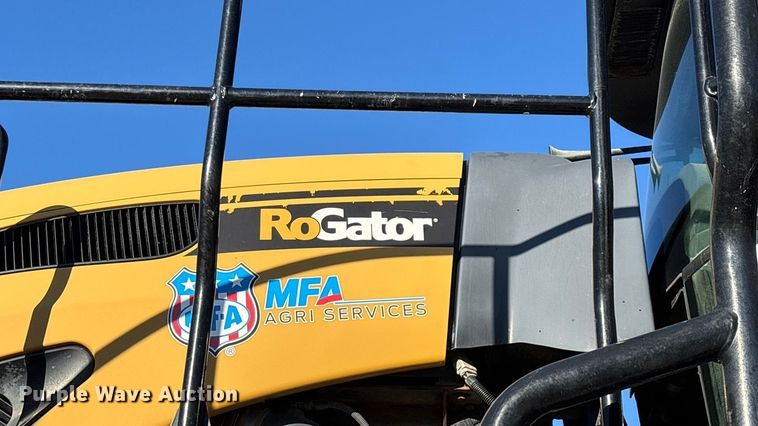 image for item ED2446 2012 RoGator RG1100 spreader