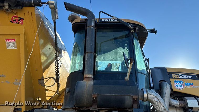 image for item ED2446 2012 RoGator RG1100 spreader