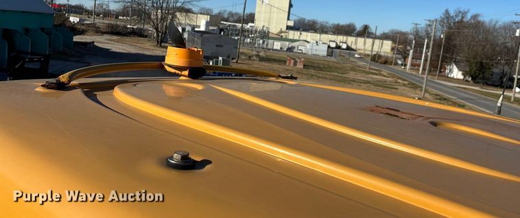 image for item ED2446 2012 RoGator RG1100 spreader