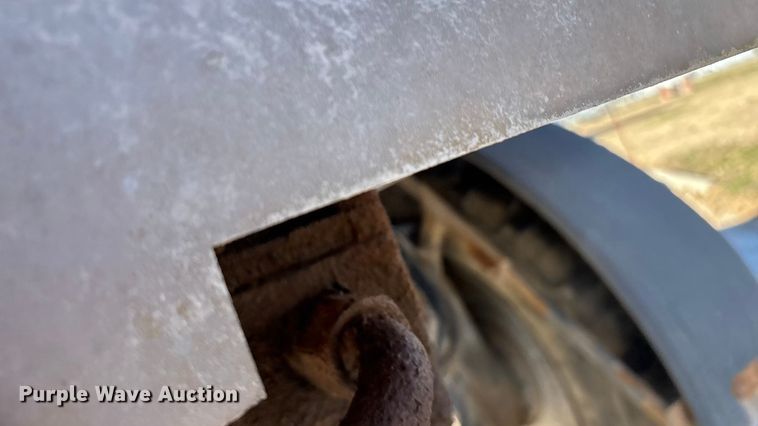 image for item ED2446 2012 RoGator RG1100 spreader