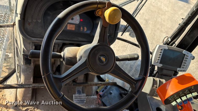 image for item ED2446 2012 RoGator RG1100 spreader