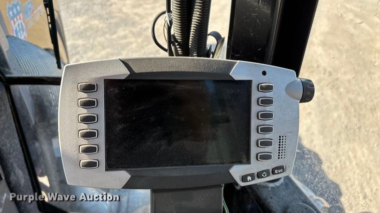 image for item ED2446 2012 RoGator RG1100 spreader