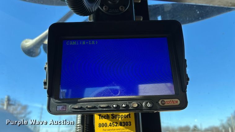 image for item ED2446 2012 RoGator RG1100 spreader