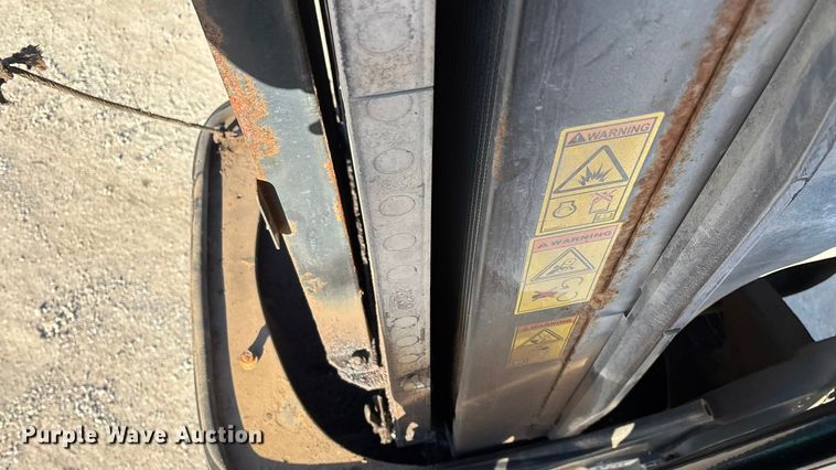 image for item ED2446 2012 RoGator RG1100 spreader