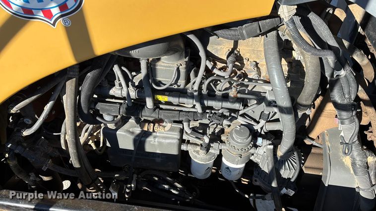 image for item ED2446 2012 RoGator RG1100 spreader