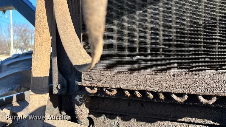 image for item ED2446 2012 RoGator RG1100 spreader